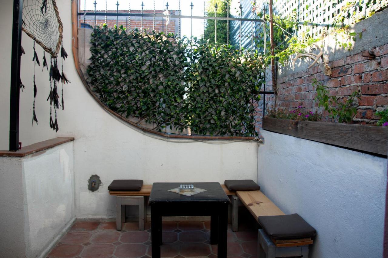 Casa Chuparrosa Hostel